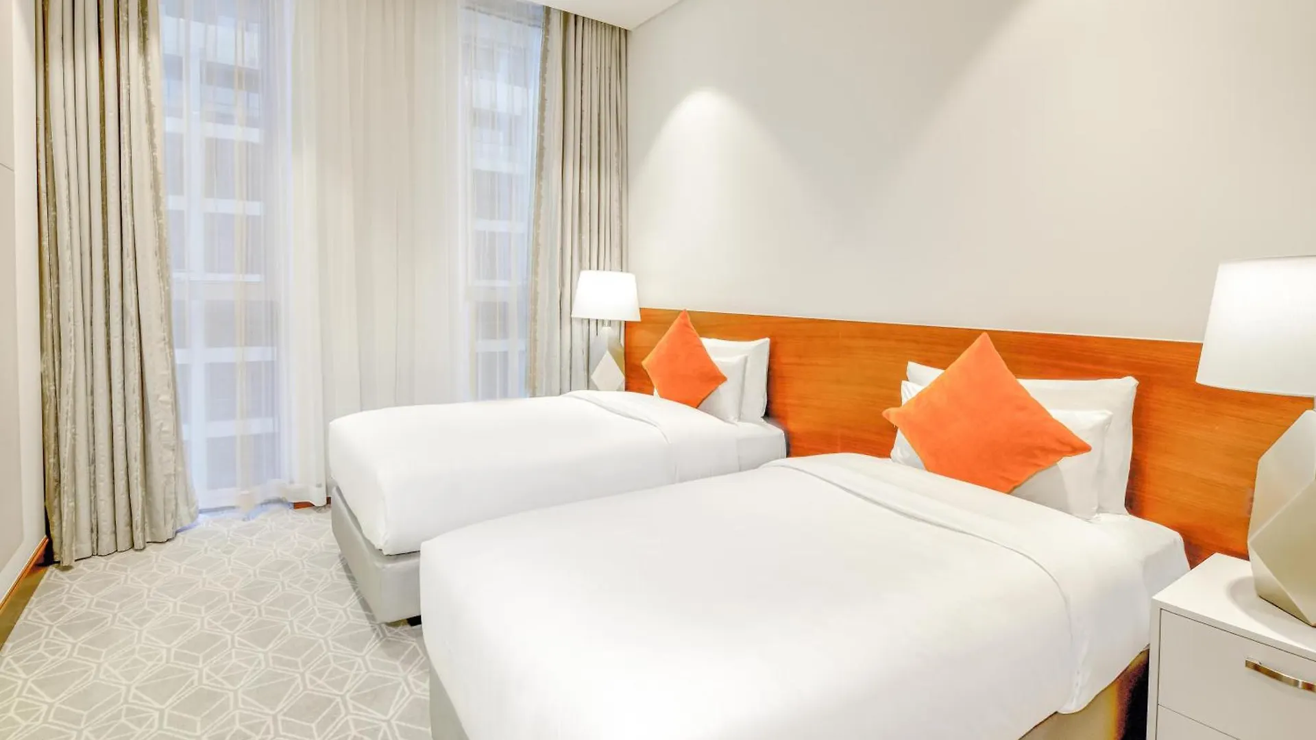 Grand Mercure Dubai City Hotel