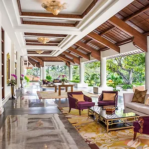 ***** Resort The Laguna, A Luxury Collection & Spa, Nusa Dua, Bali Endonezya